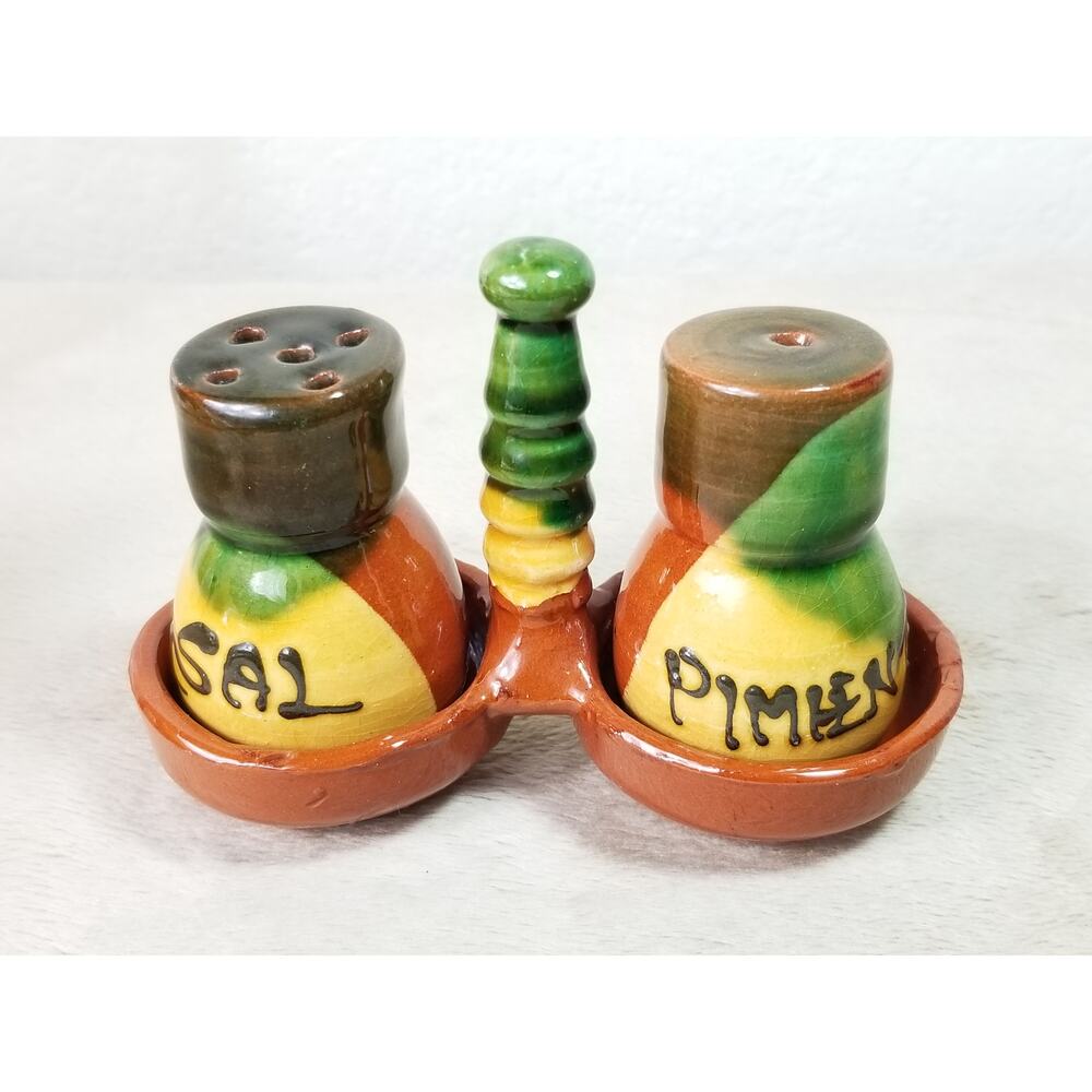 Salt & Pepper Shakers Folk Pottery Sal Pimienta 2 1/2" Ceramic 80's Home Decor